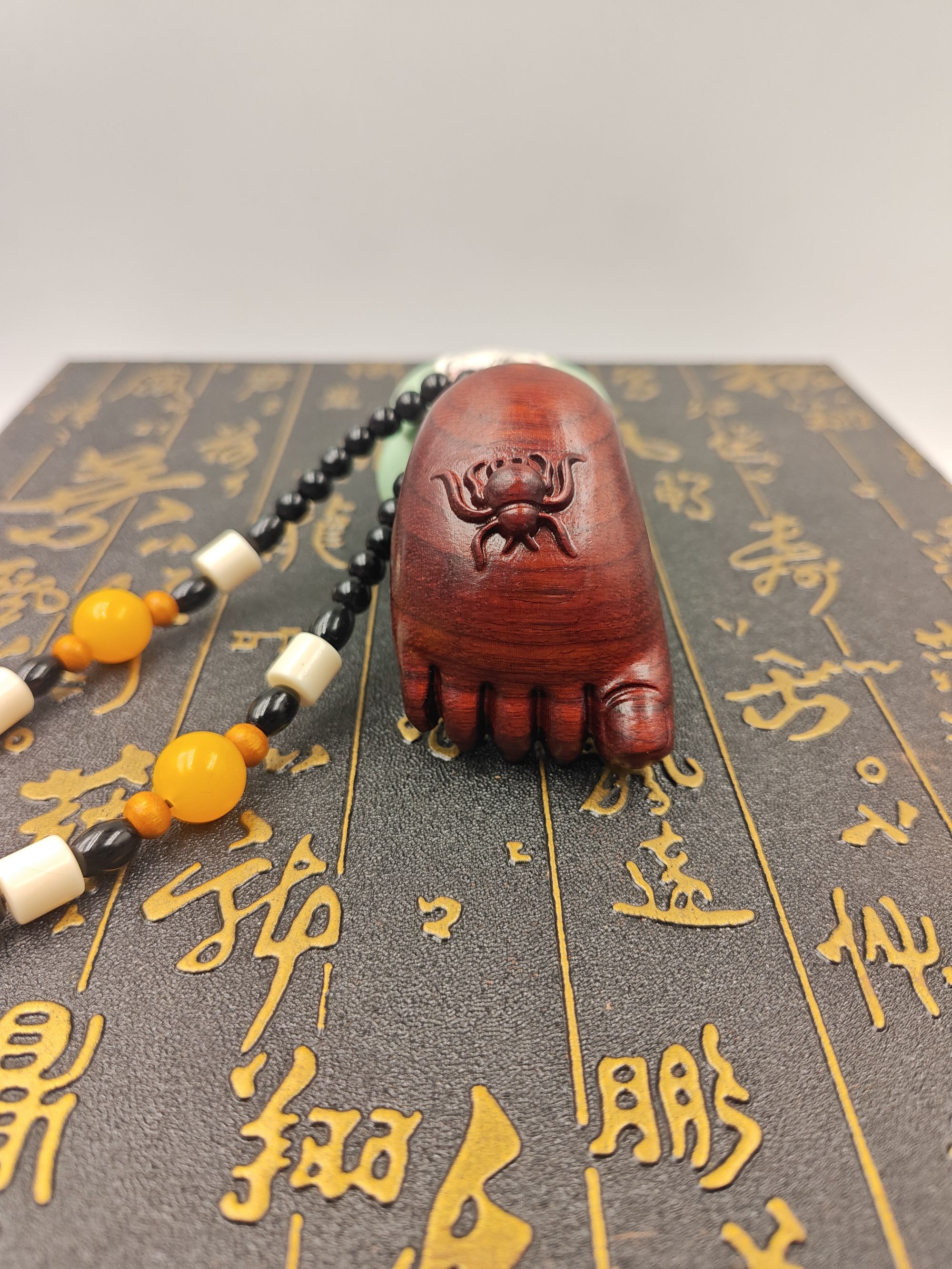 紫檀知足常乐手把件（实木原木原色无漆无腊）