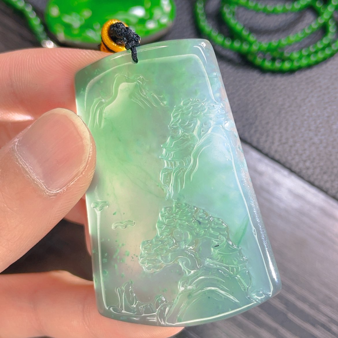 【闪购商品】翡翠颈饰未镶嵌19