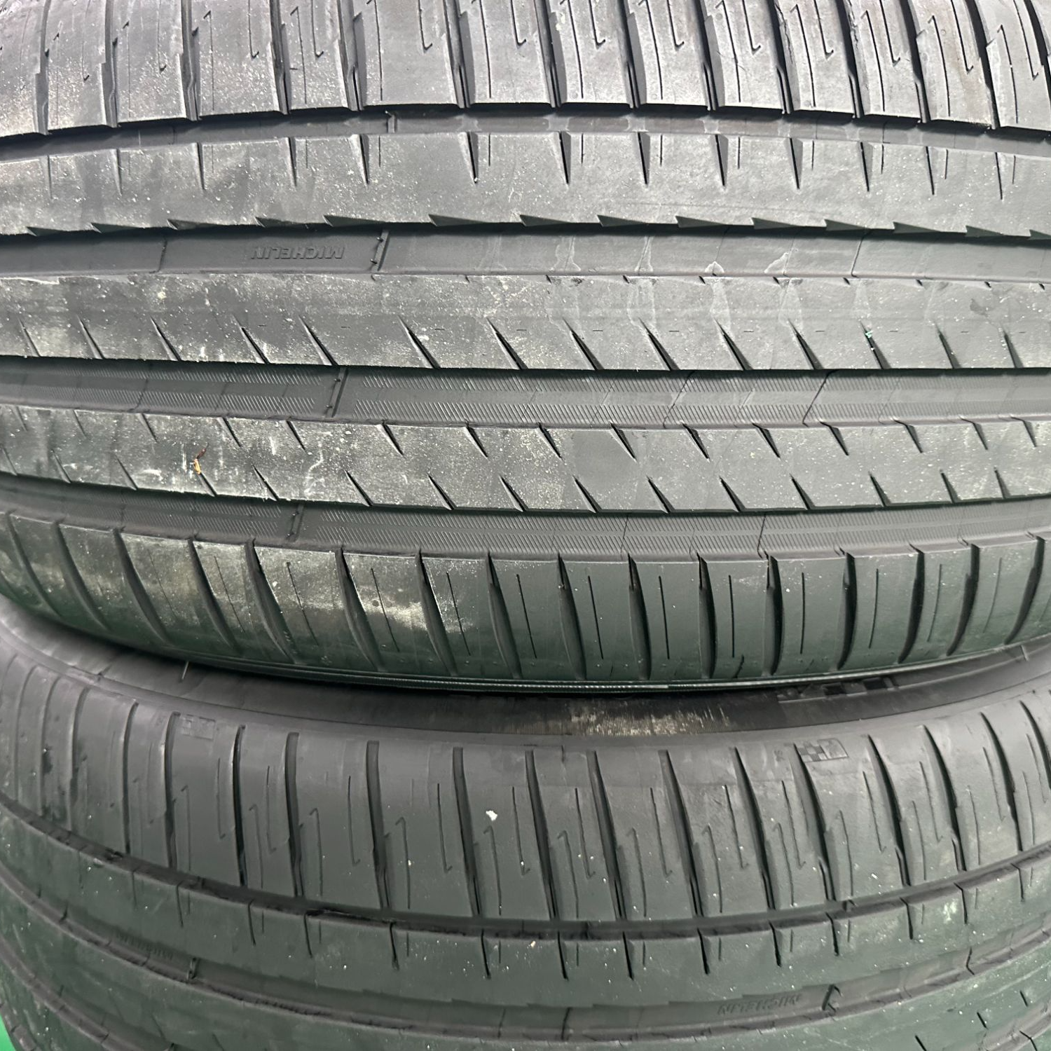 米其林电动车轮胎 255/40R20 101W 竞驰EV 适配奥迪a6l Model Y