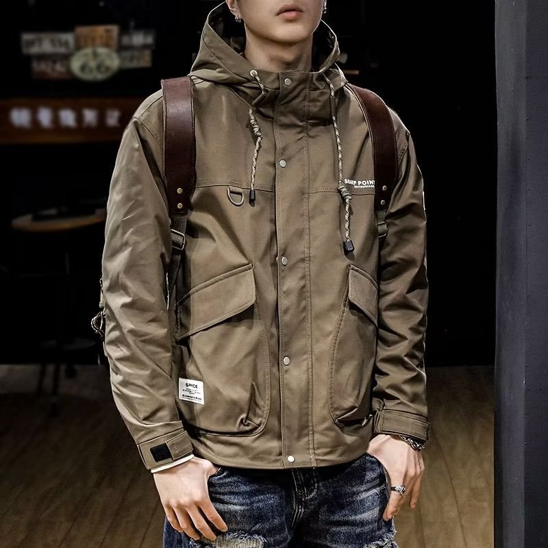 冲锋衣外套男秋冬2023新款加棉加厚痞帅潮牌连帽衣服男款工装夹克