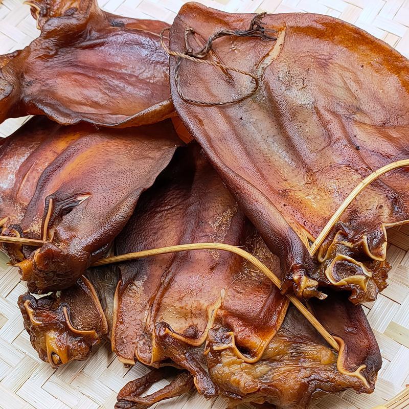 恩施特产 农家熟食土猪 烟熏腊耳朵