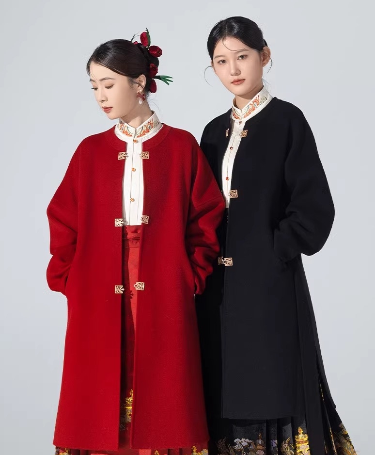 花锦润汉服改良版对襟红色毛呢大衣敬酒服婚服拜年服2025新春款