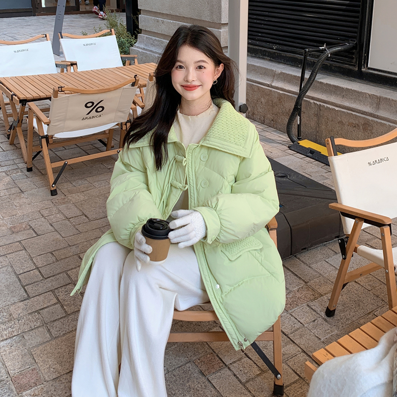 DEJIBVU/大季胖mm200斤新加肥加大码羽绒服小香风显瘦轻薄短8802