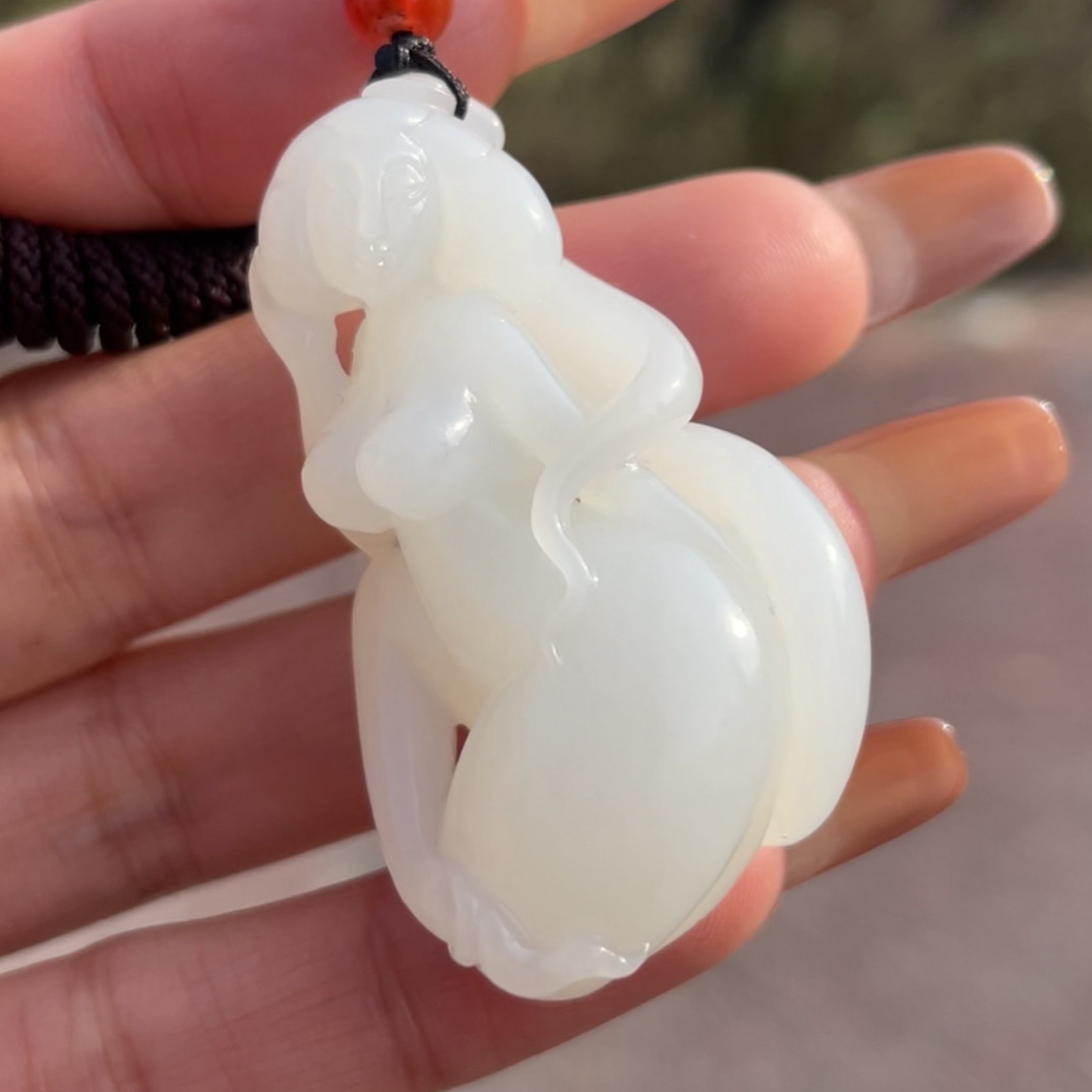 羊脂白玉玉贵人挂件