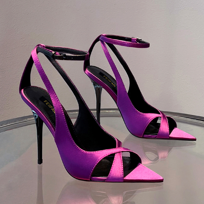 【现货】高跟鞋2024春夏季新款细跟不累脚气质百搭女士网红凉鞋1090