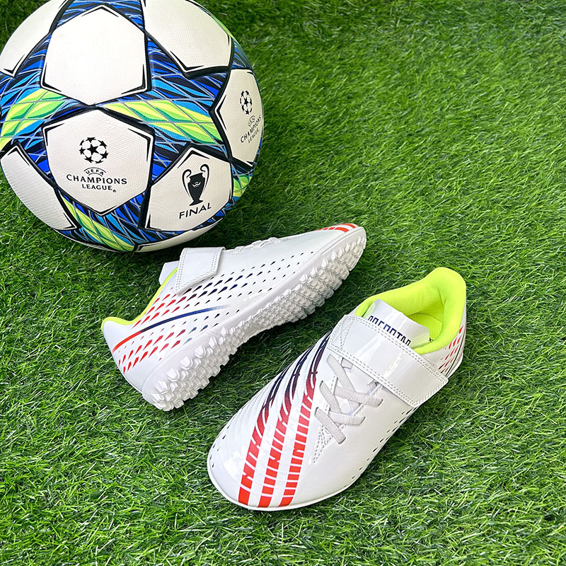 xiangzu/翔足小猎鹰足球鞋男女儿童碎钉31- 35魔术贴方便穿七彩白