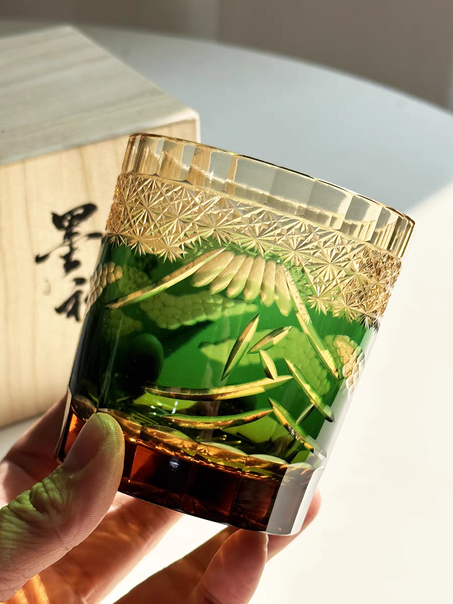 江户切子富士山深刻纯手工水晶杯蓝色创意威士忌杯啤酒杯收藏