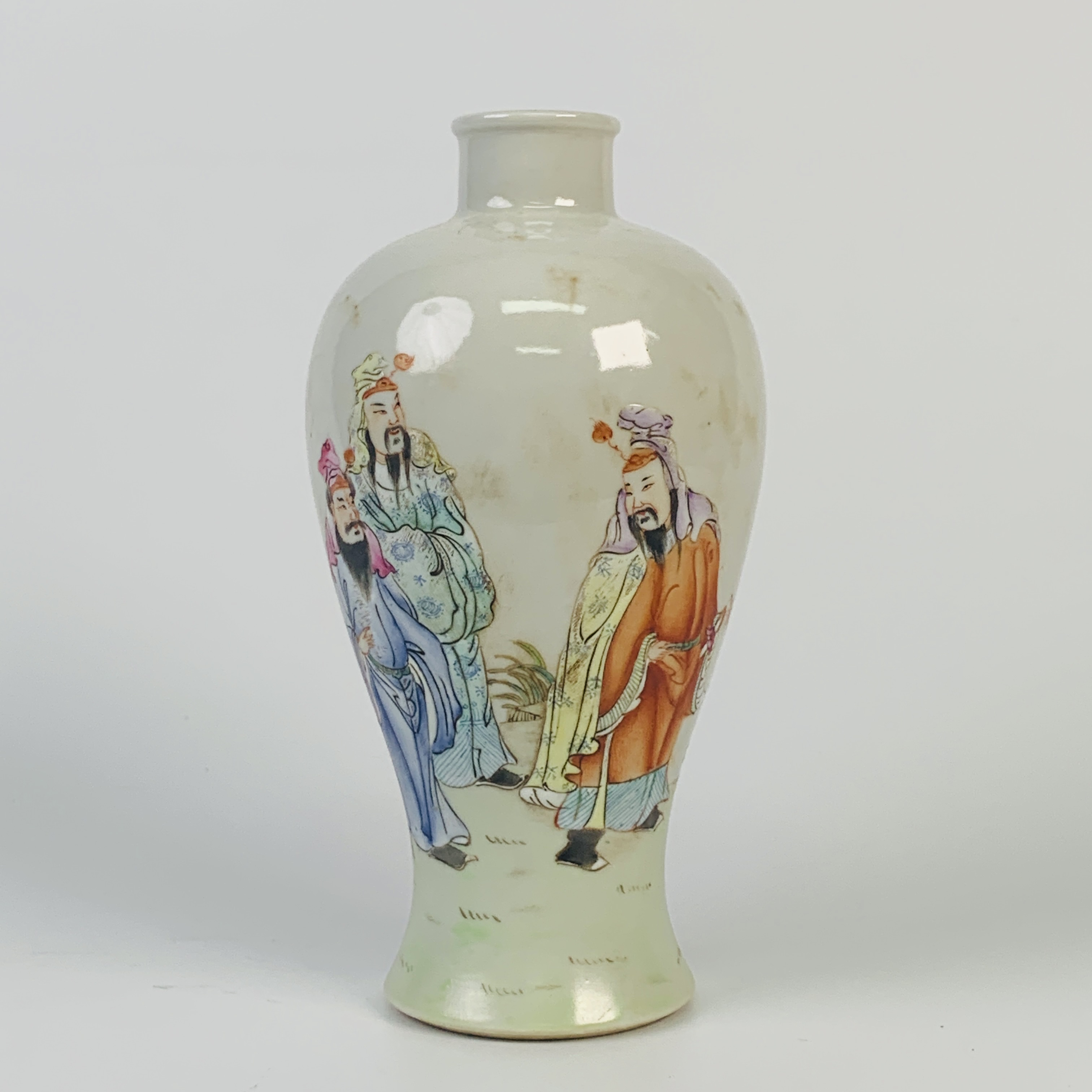 清晚期・粉彩人物梅瓶【古董】X20240923501
