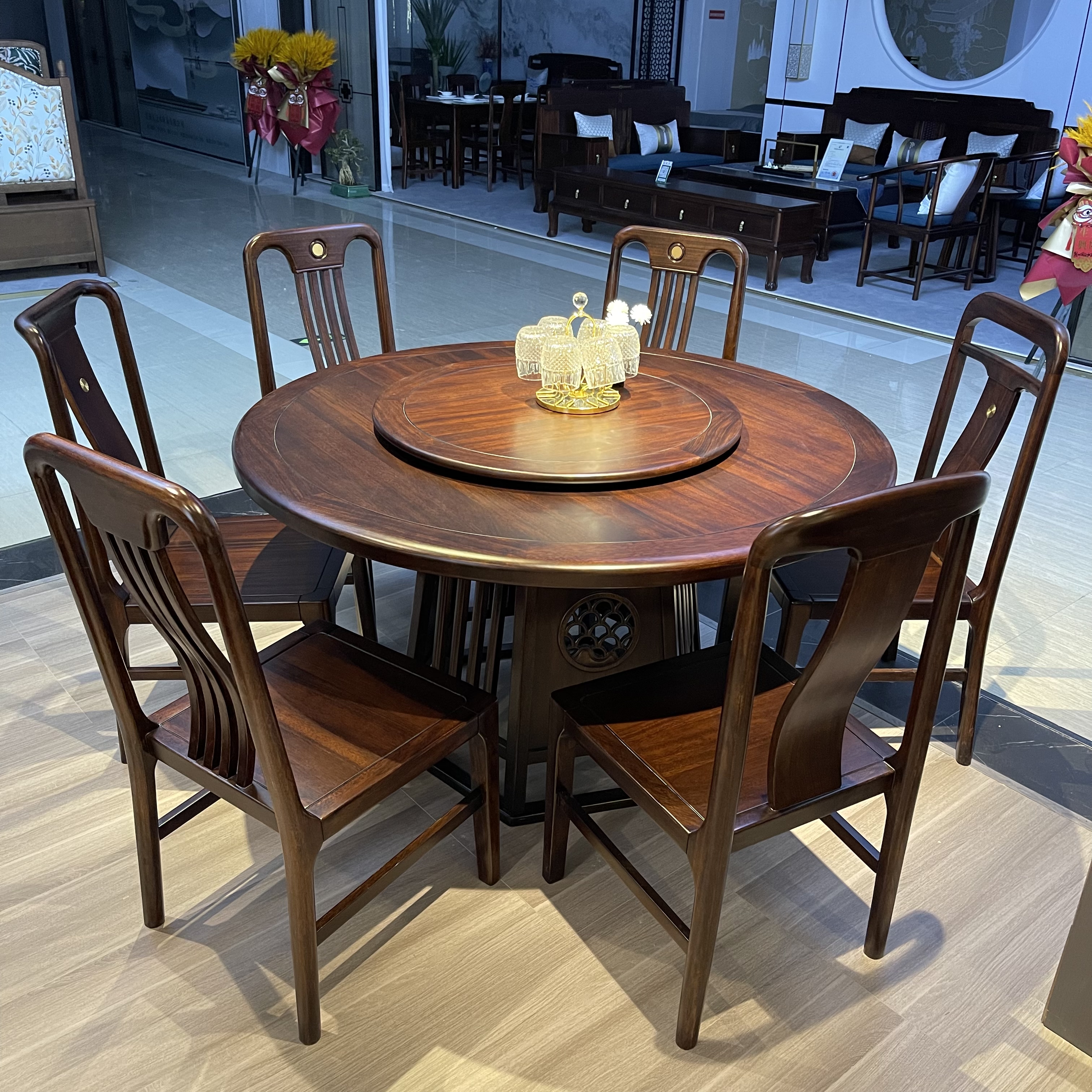 新中式乌金木实木餐桌家用轻奢圆形圆桌古典高端餐厅餐桌饭桌