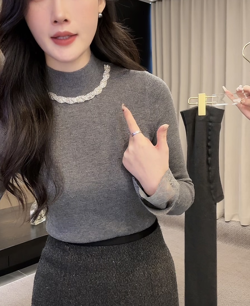 新款上衣半高领长袖打底衫钉珠精致内搭蕾丝T恤LK2500359