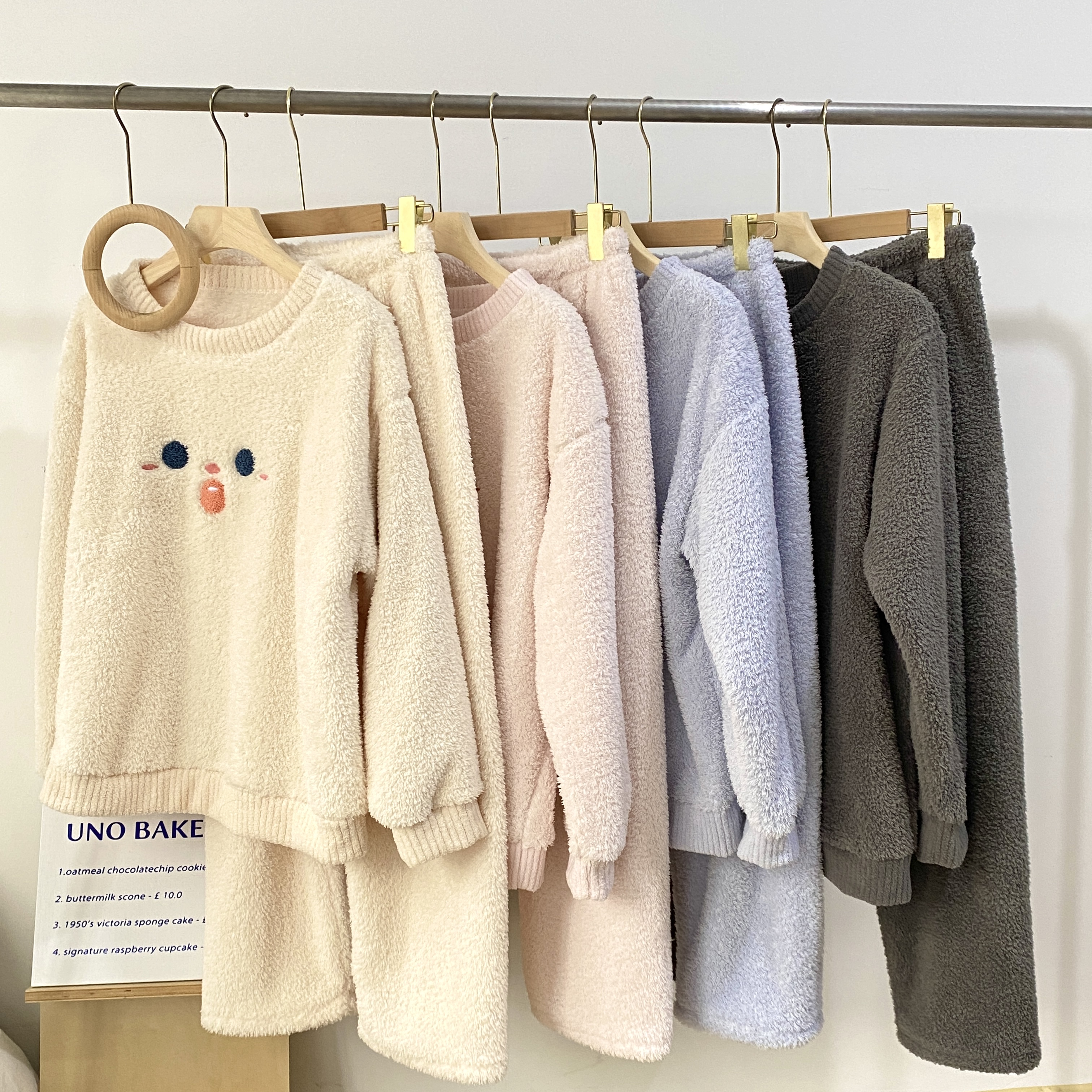 睡衣米粒绒家居服套装上衣裤子一套治愈系男女同款