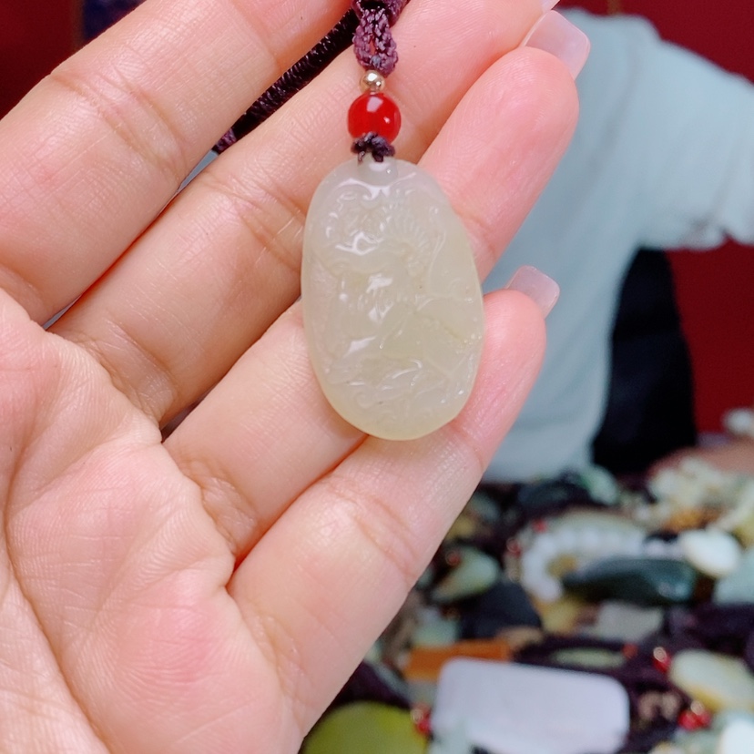 【闪购商品】和田玉（糖玉）颈饰未镶嵌