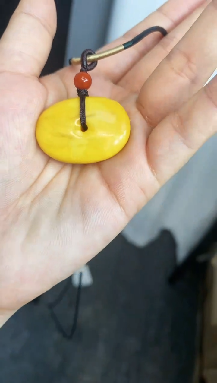 【闪购商品】琥珀裸石未镶嵌1