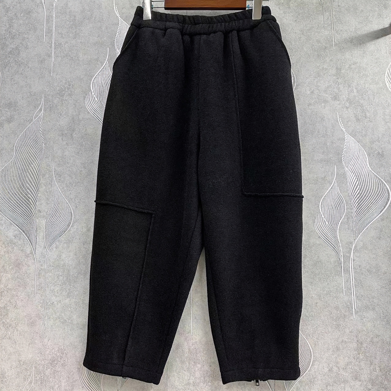 2372 冬季新款时尚简约纯色立体裁剪百搭宽松大码女士9分萝卜裤