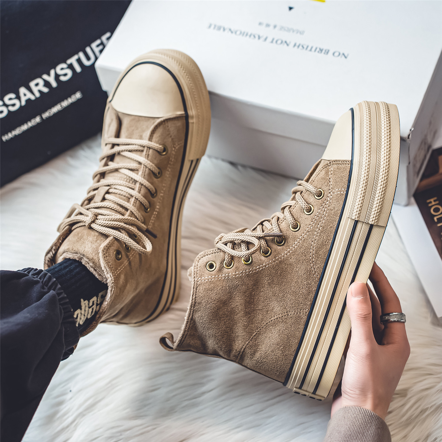 环球马丁靴男士百搭潮2023冬季新款加绒加厚靴子男潮黄色保暖棉靴