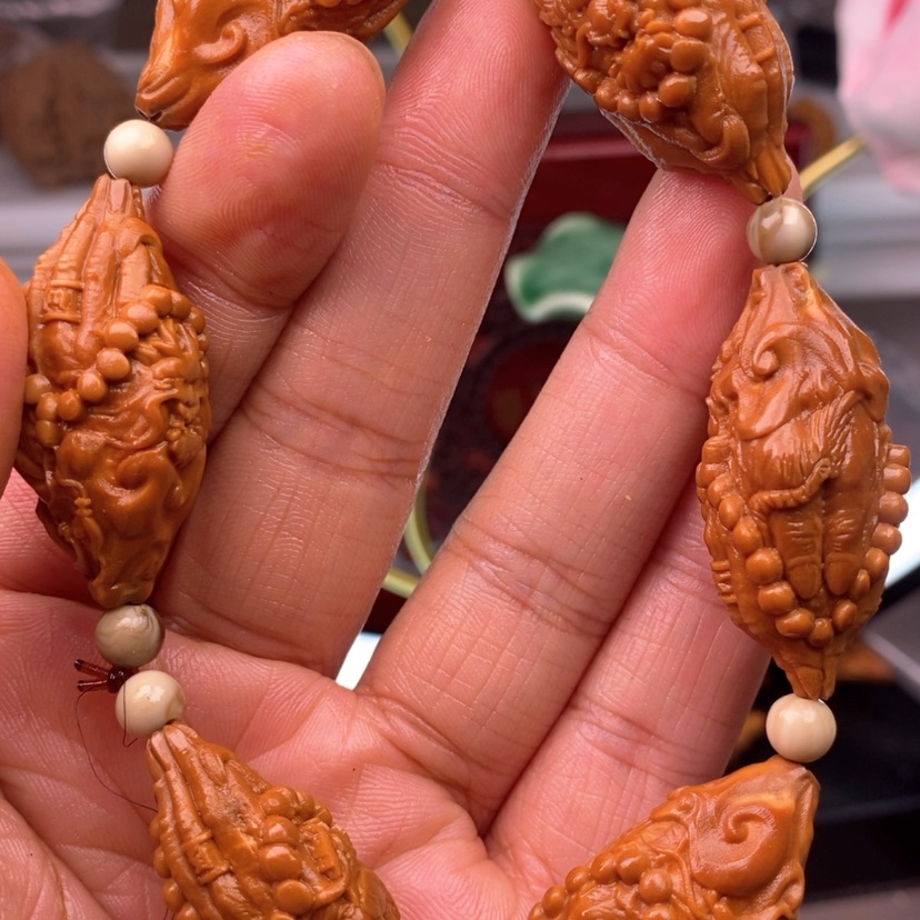【闪购商品】橄榄核吊坠
