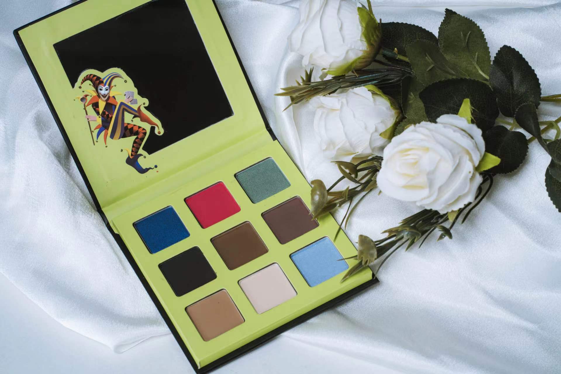 VAFA九色眼影 持久定妆很上色 颜色很鲜