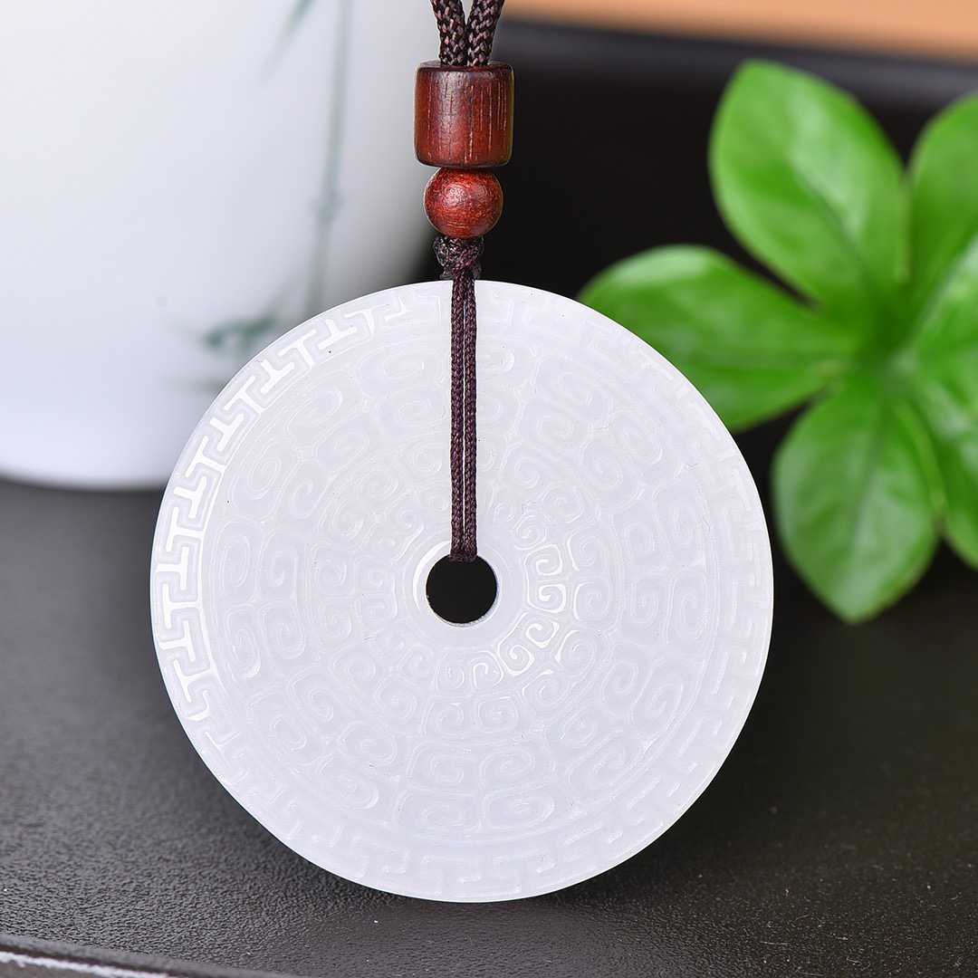 新疆精致金丝玉回纹平安扣50mm