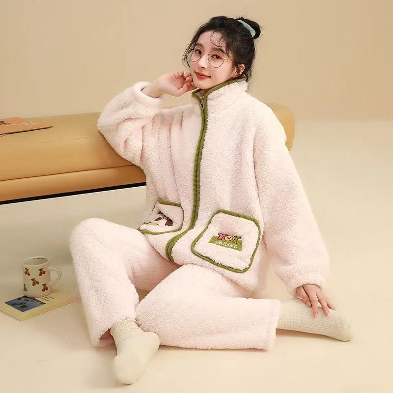 珊瑚绒睡衣女冬季2025新款法兰绒加厚保暖冬天可爱大码家居服套装
