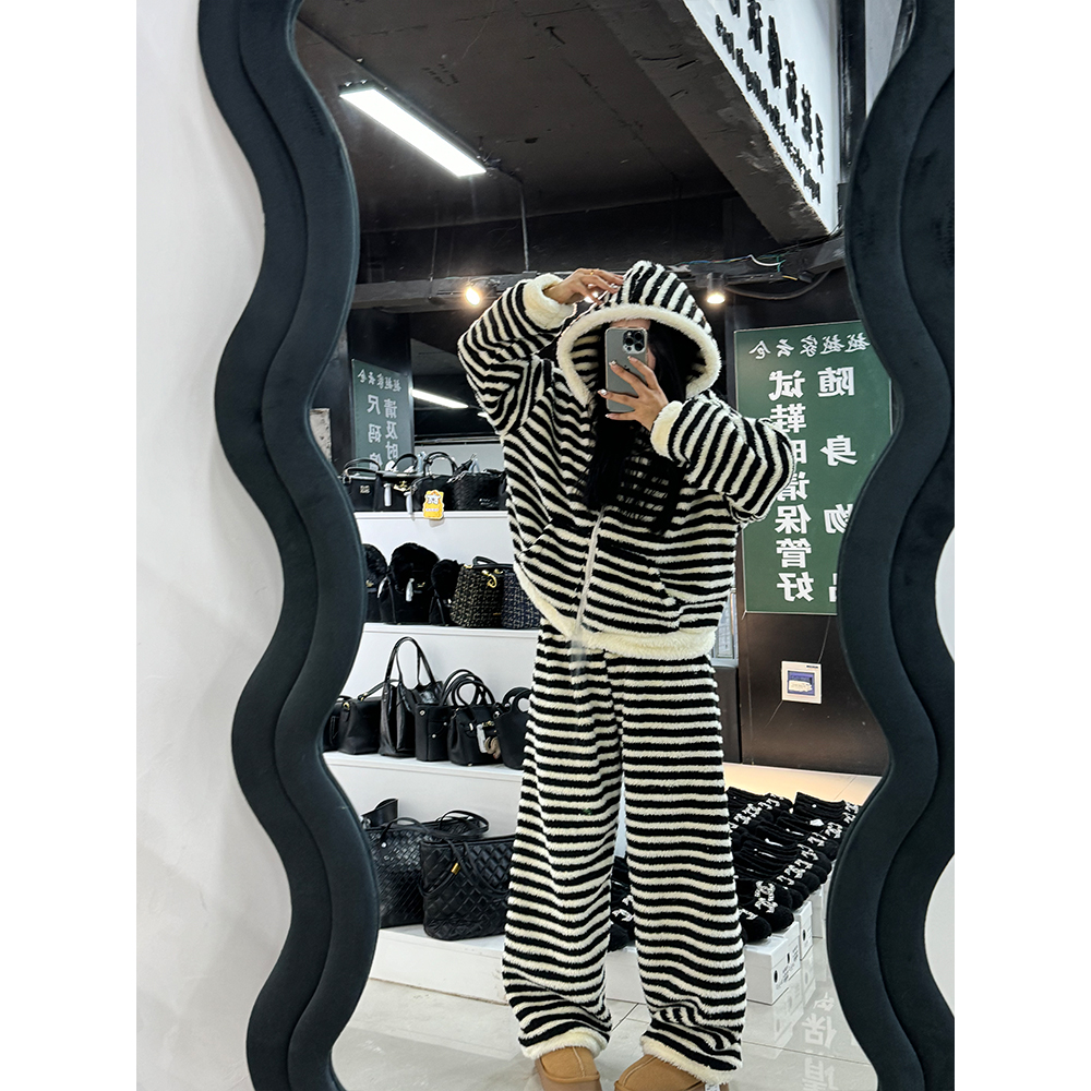 【粉丝专属】加厚法兰绒家居服套装睡衣直筒显瘦条纹秋冬睡衣套装