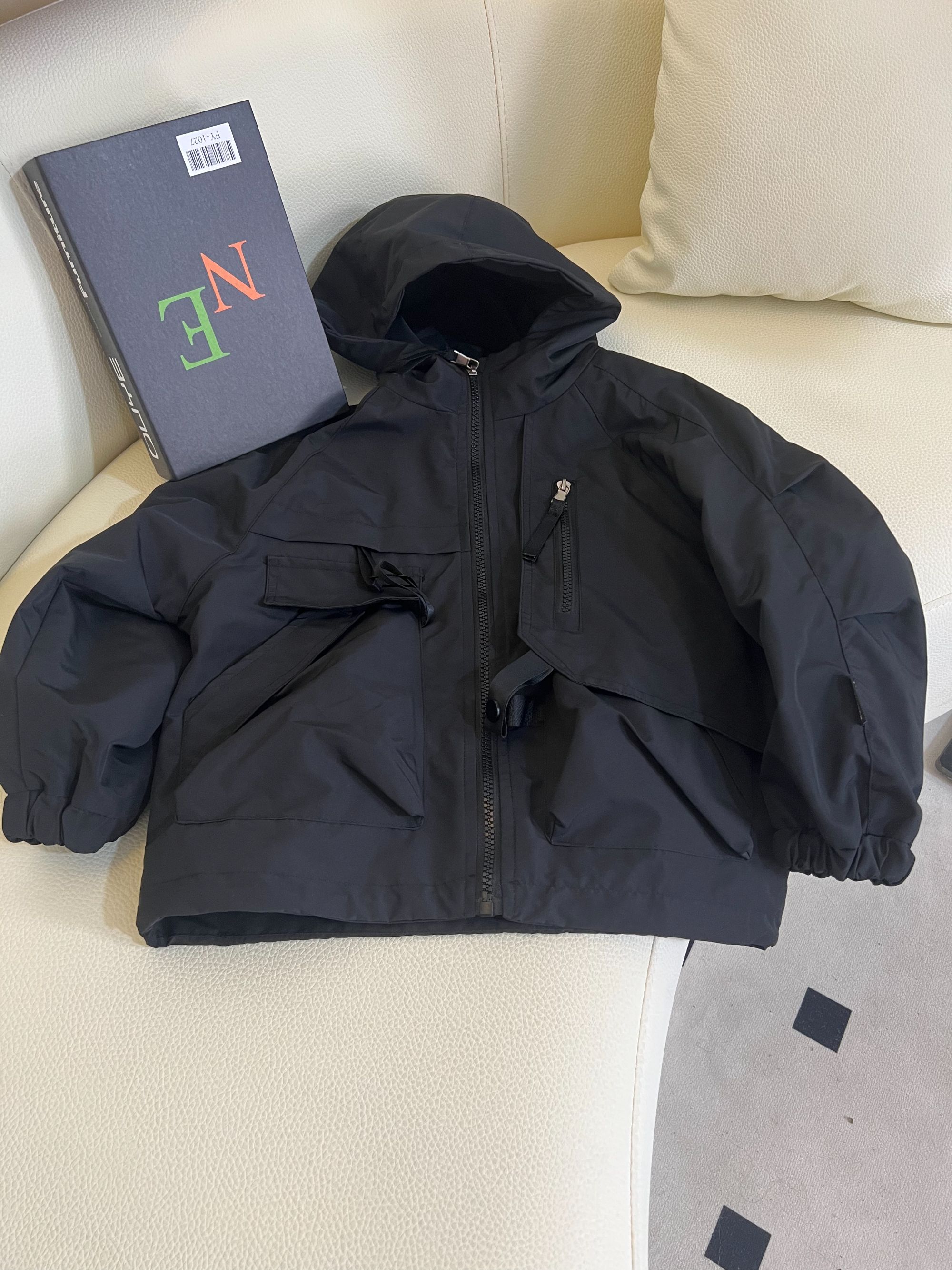 男童外套春秋款2024新款儿童秋季户外冲锋衣男孩痞帅秋装炸街秋款