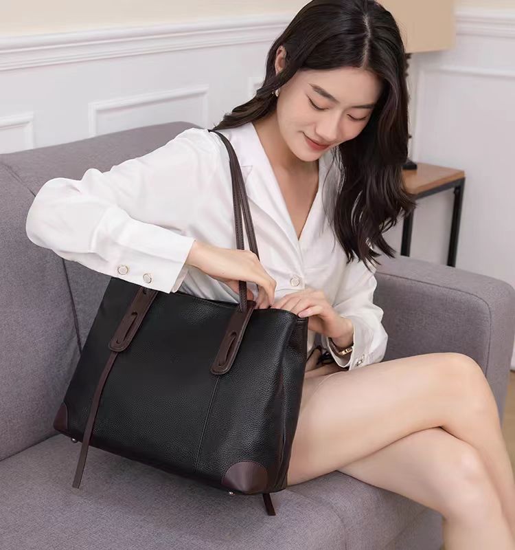 【贵妃】a1375  2025年新年礼物户外轻奢百搭女包单肩斜挎包