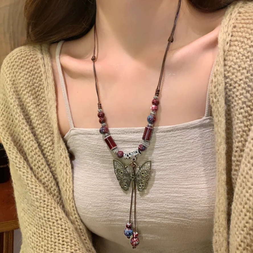 钛钢项链 新款时尚新中式复古蝴蝶吊坠项链女古风长款卫衣链配饰