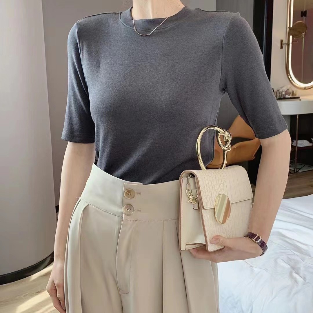 弹力 好穿  半袖 打底衫 不退换慎重下单