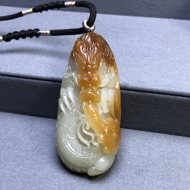 和田玉且末料红糖 可吊可把 龙