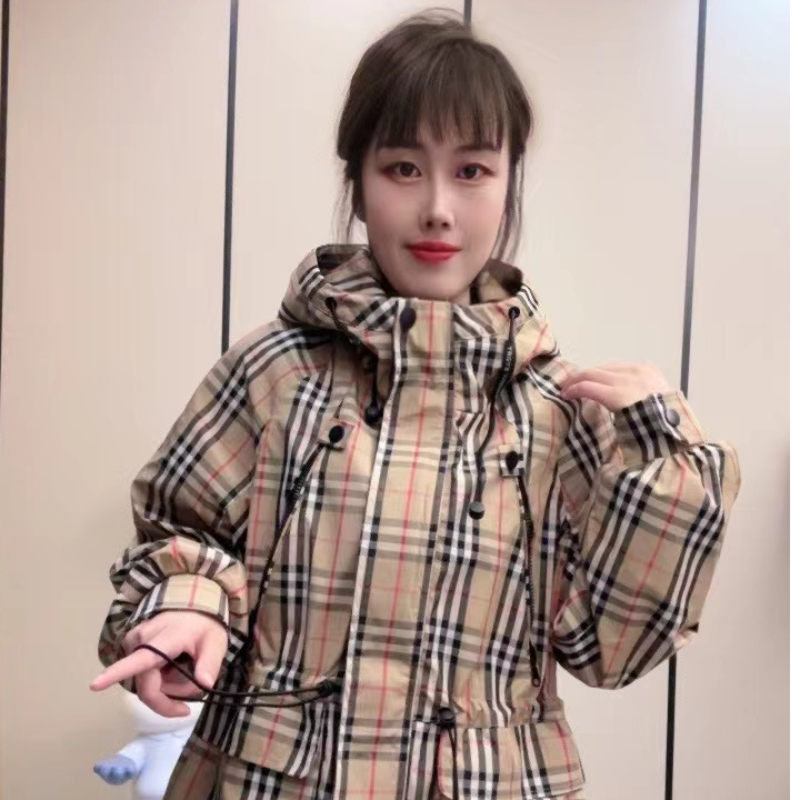 秋季单款格子休闲百搭女外套
