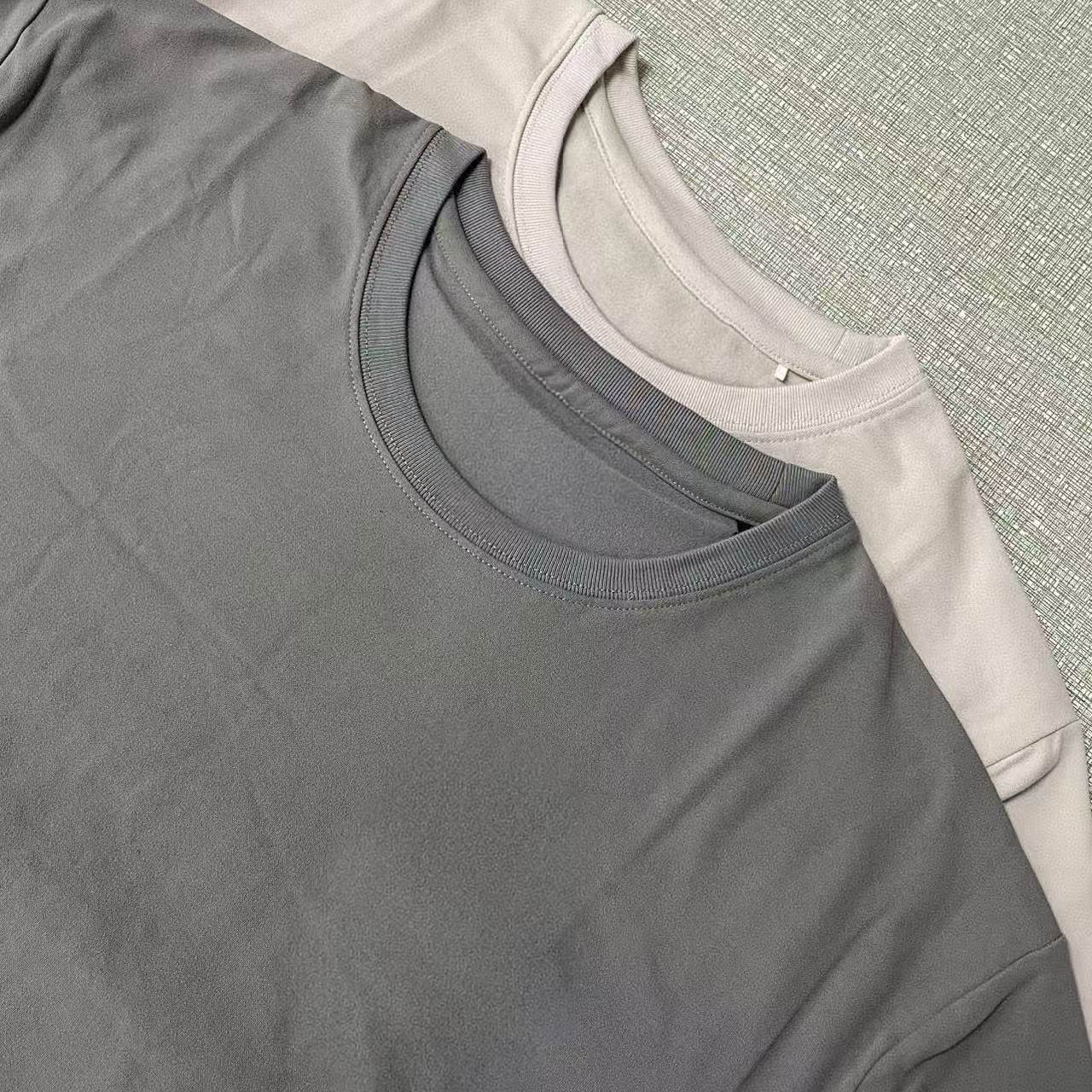 北欧户外一体薄绒轻量刺绣打底基底层保暖透气排湿速干圆领长袖