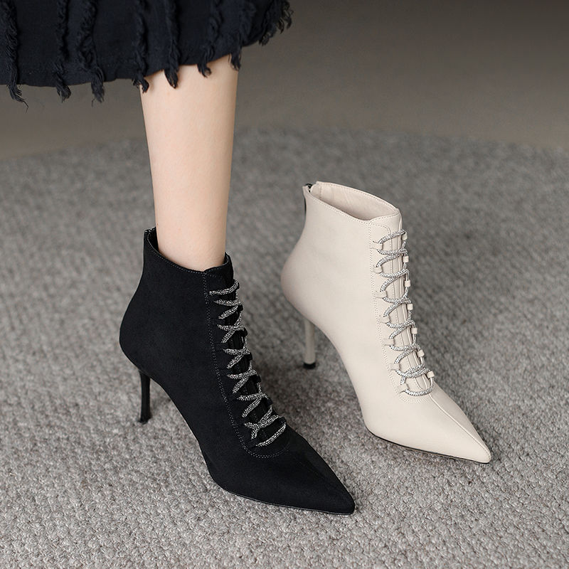 尖头细跟短靴女2024秋冬新款高跟米白色显瘦马丁瘦瘦靴子292972