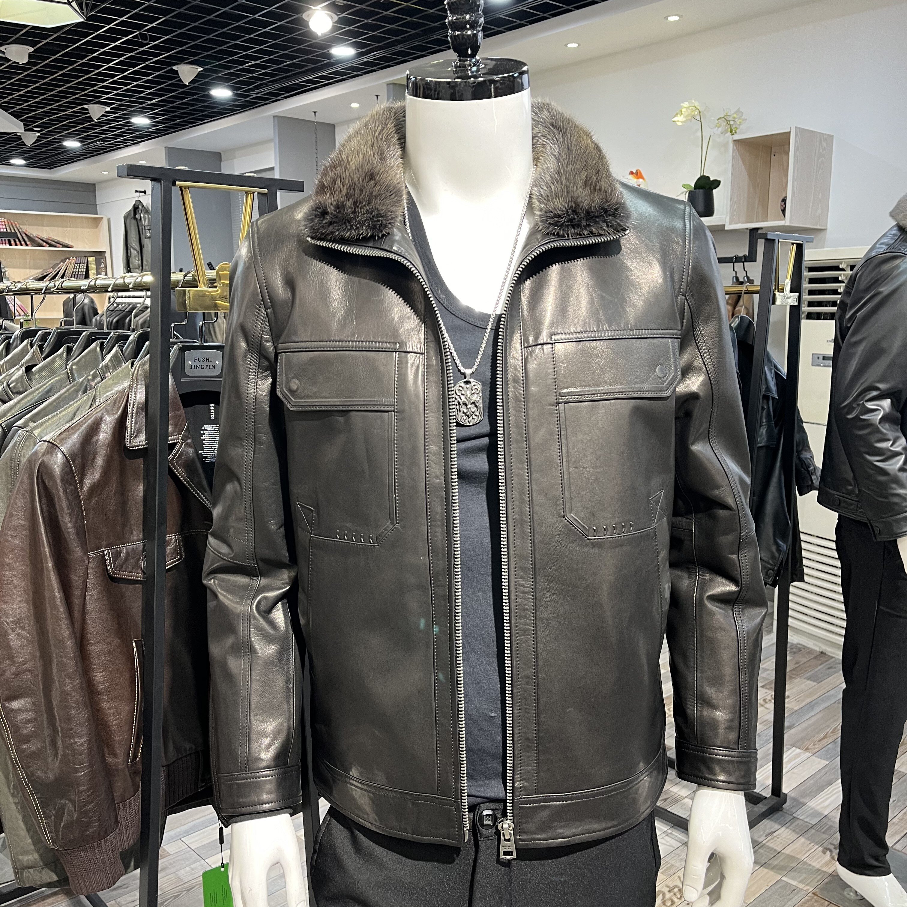 ER2516鹅绒秋冬经典男士水貂立翻领脱卸山羊皮真皮外套休闲皮衣