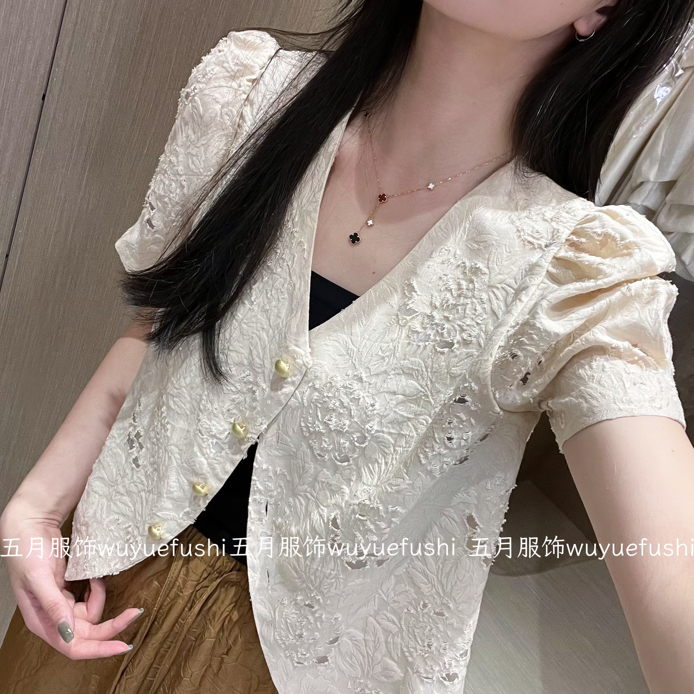 【高端定制】高级感夏季镂空V领短袖小香风衬衫女设计感气质小衫