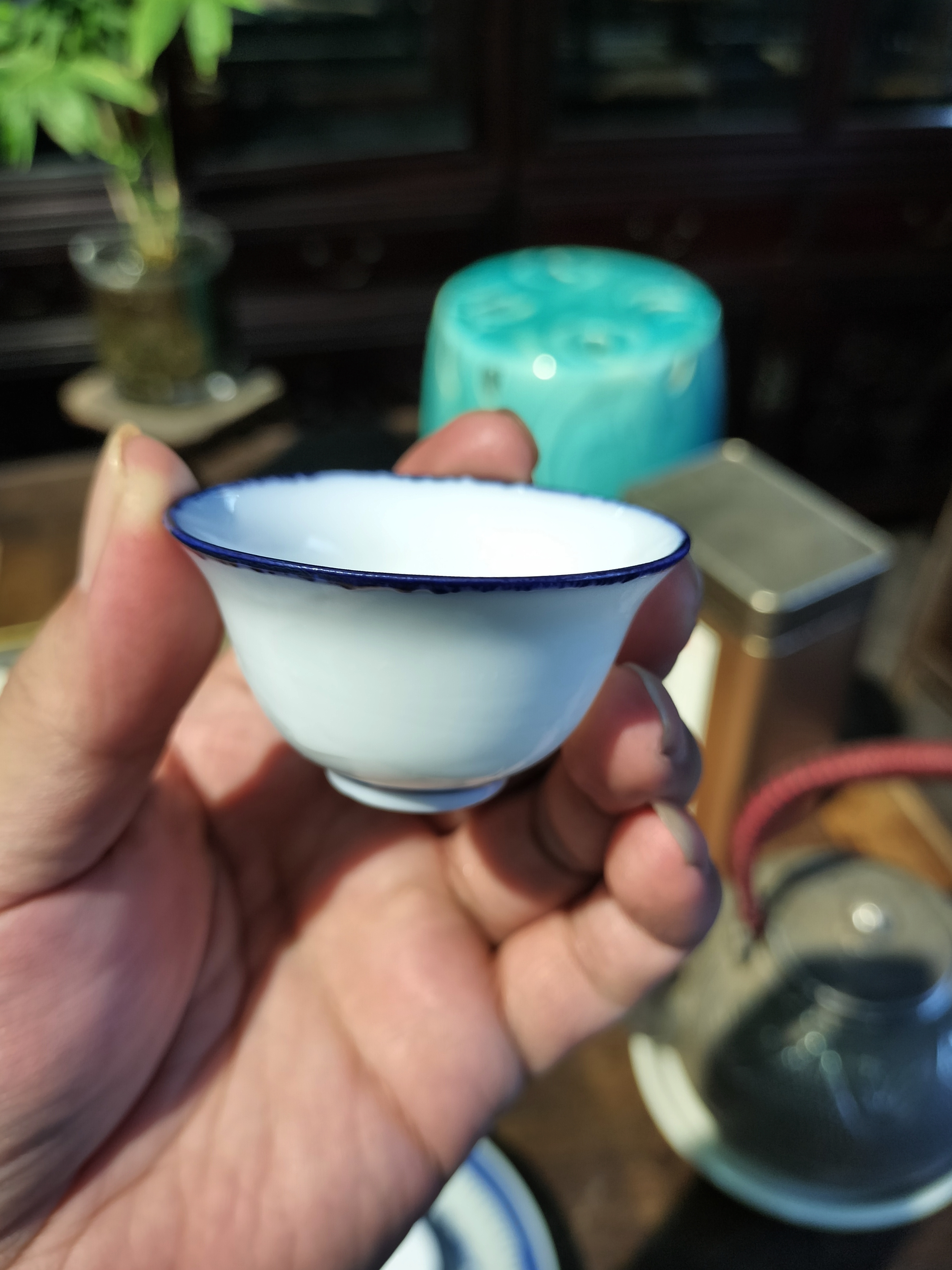 老瓷库存老茶杯，不规则手工蓝边功夫茶杯老瓷器老物件