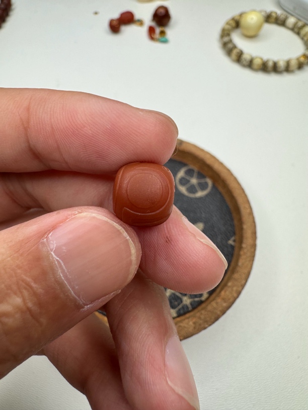 南红博古纹老型珠