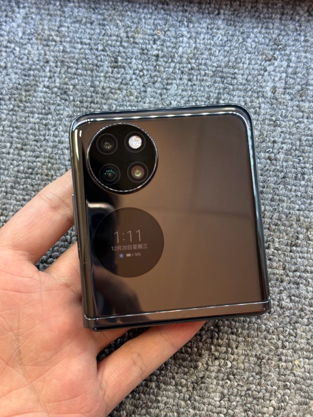 华为p50 pocket小折叠屏手机 8+256g亮黑色 全原装机