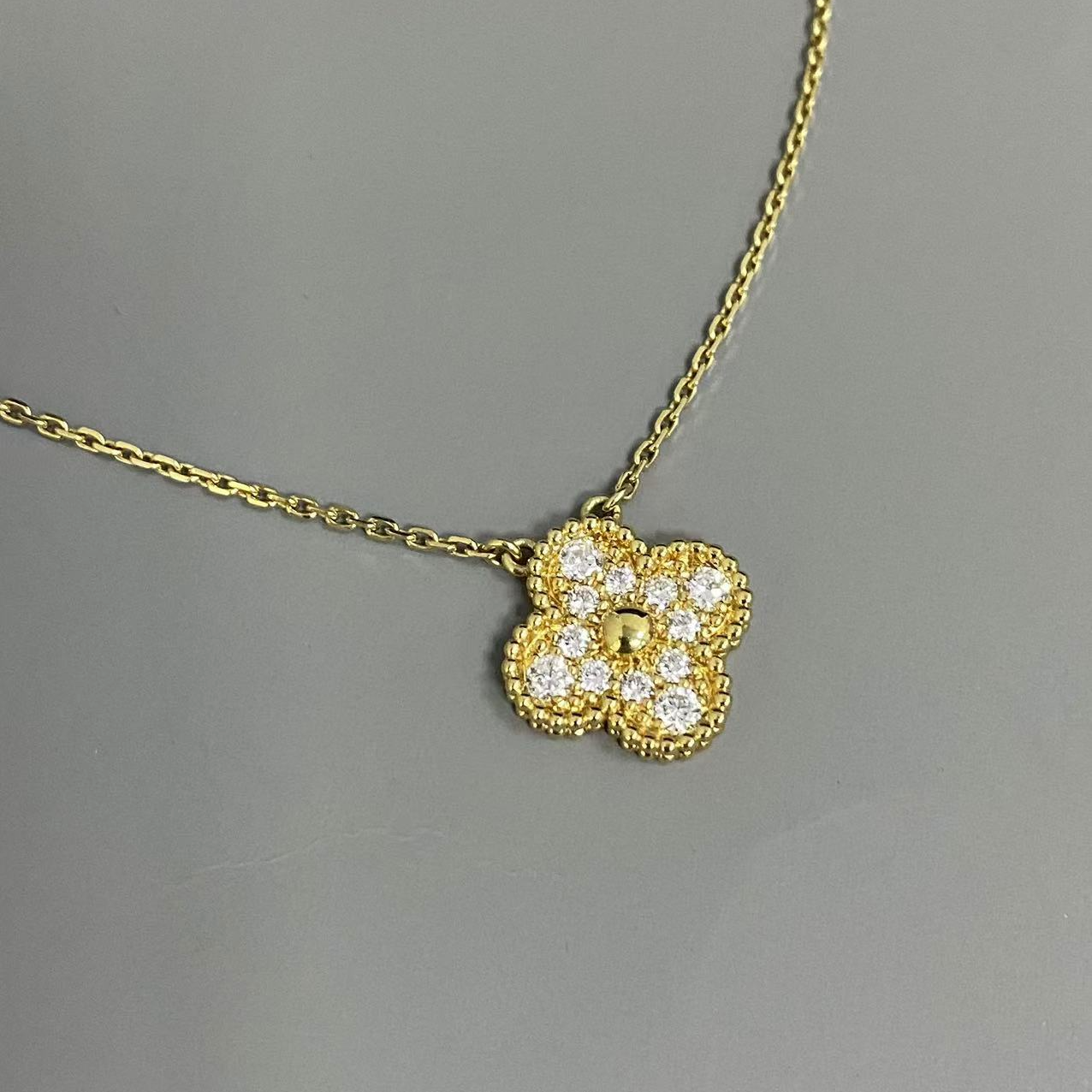 18k金满钻四叶草高端珠宝定制