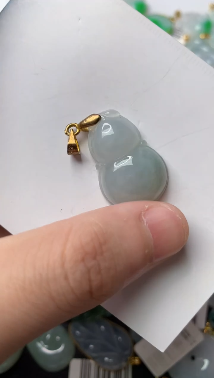 【闪购商品】翡翠颈饰合金5.........