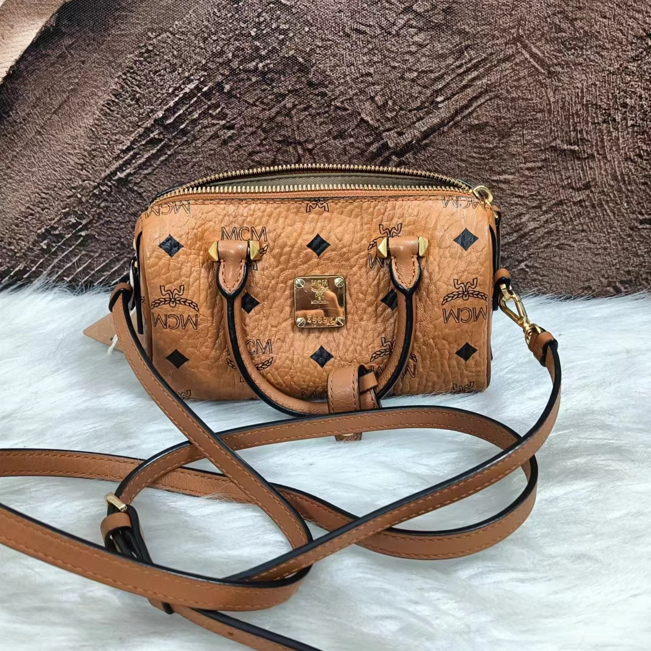 95新 MCM /伊一/95/65829/单肩包/