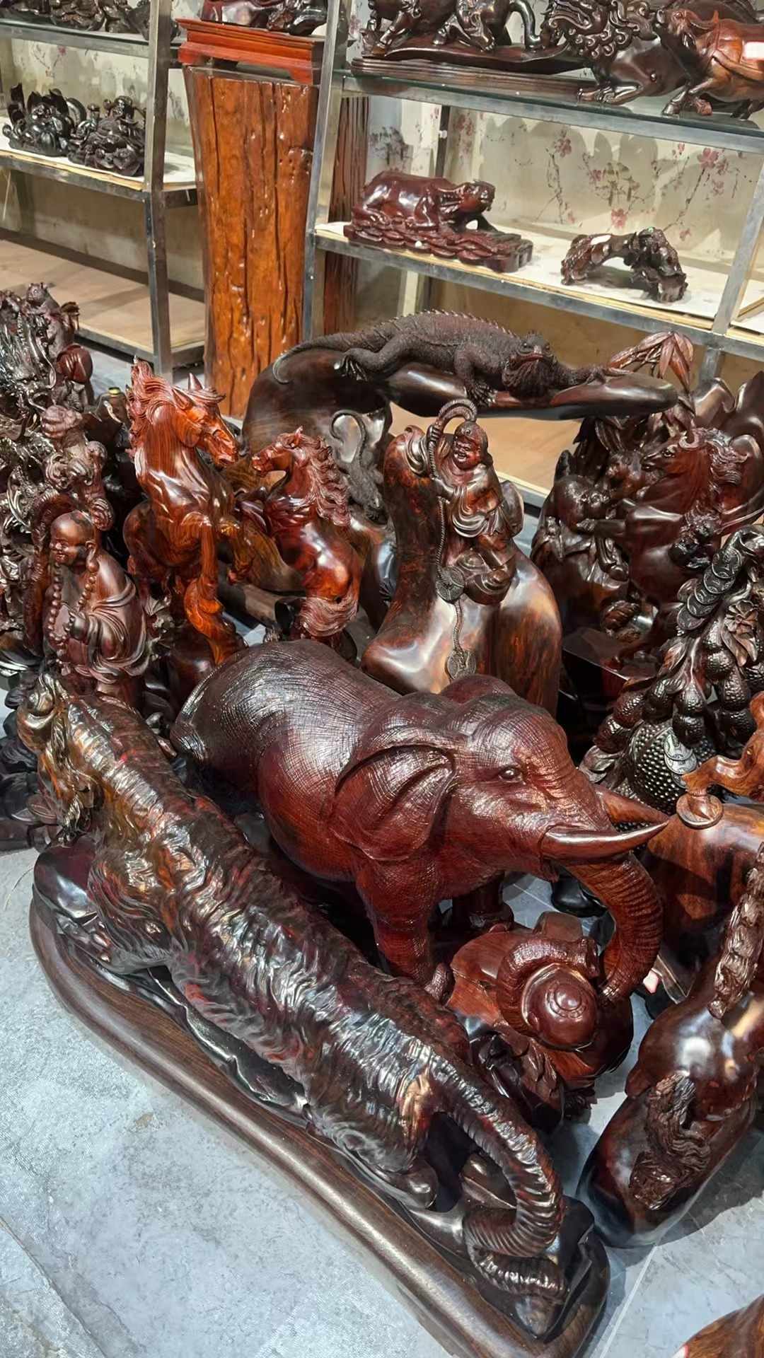 老挝大红酸枝工艺摆件大象等等20-200