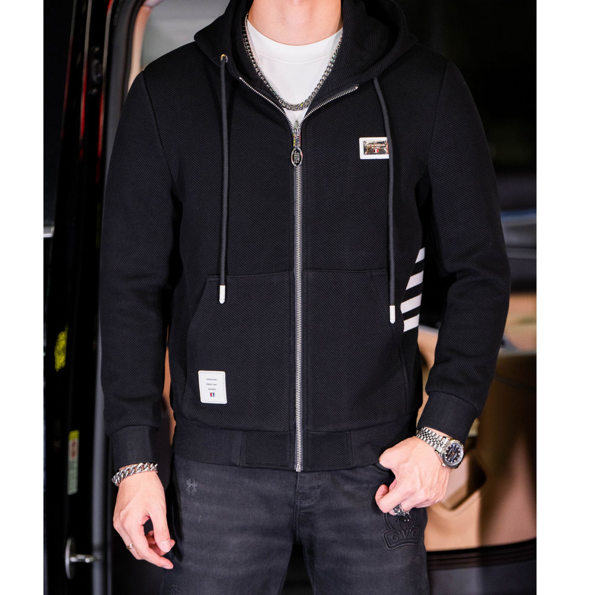 2024秋冬厚款休闲运动时尚衣连帽