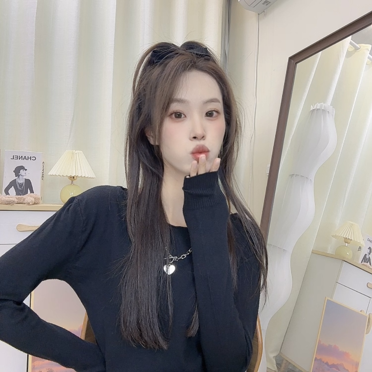 芬芬家-【花边领针织衫】软糯针织打底衫女秋冬大衣内搭简约