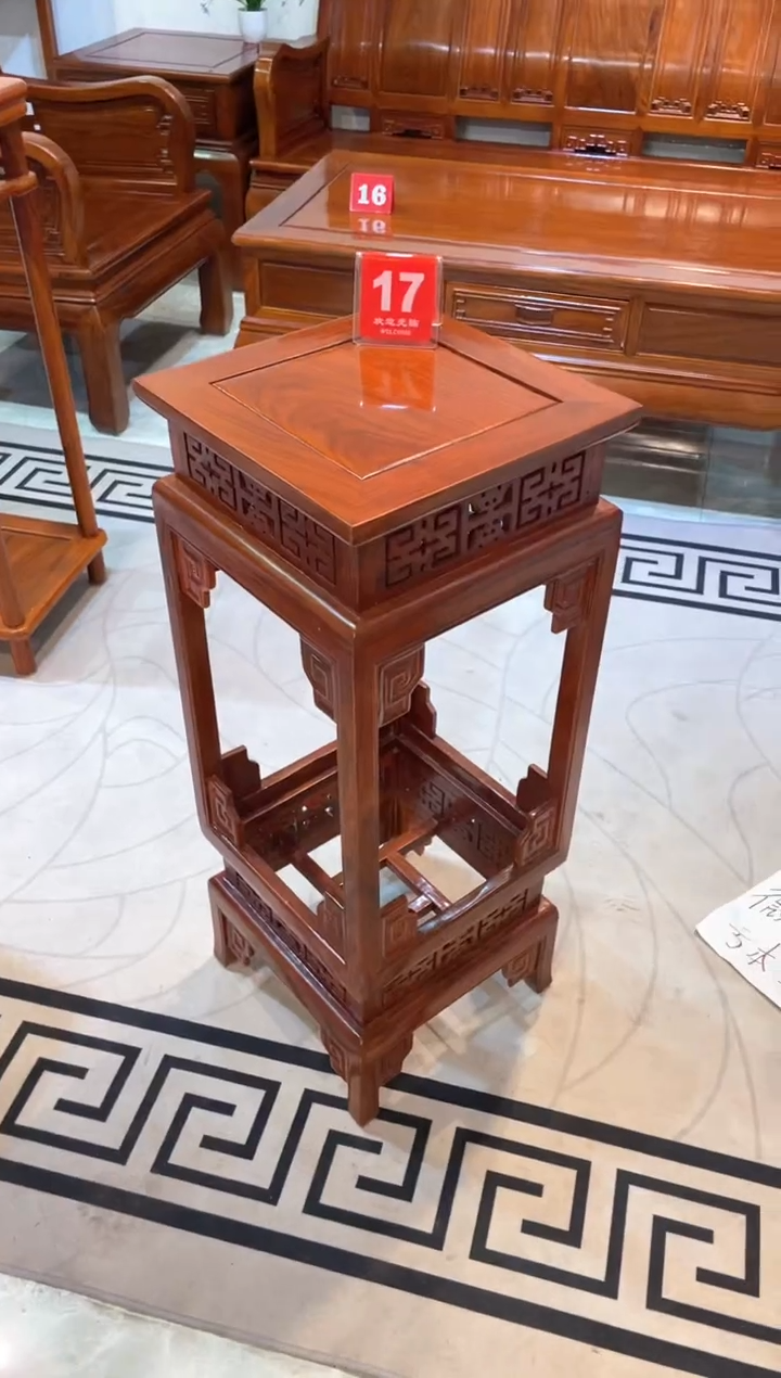 【闪购商品】花梨木类成套家具刺猬紫檀灯笼32*32*83