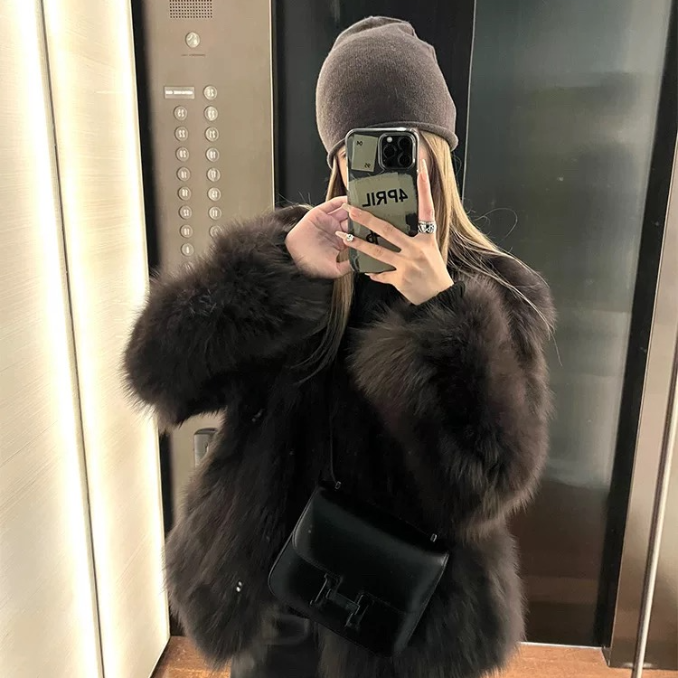 海宁女装冬季V领加厚环保毛毛外套秋冬北极貂皮毛一体短款上衣