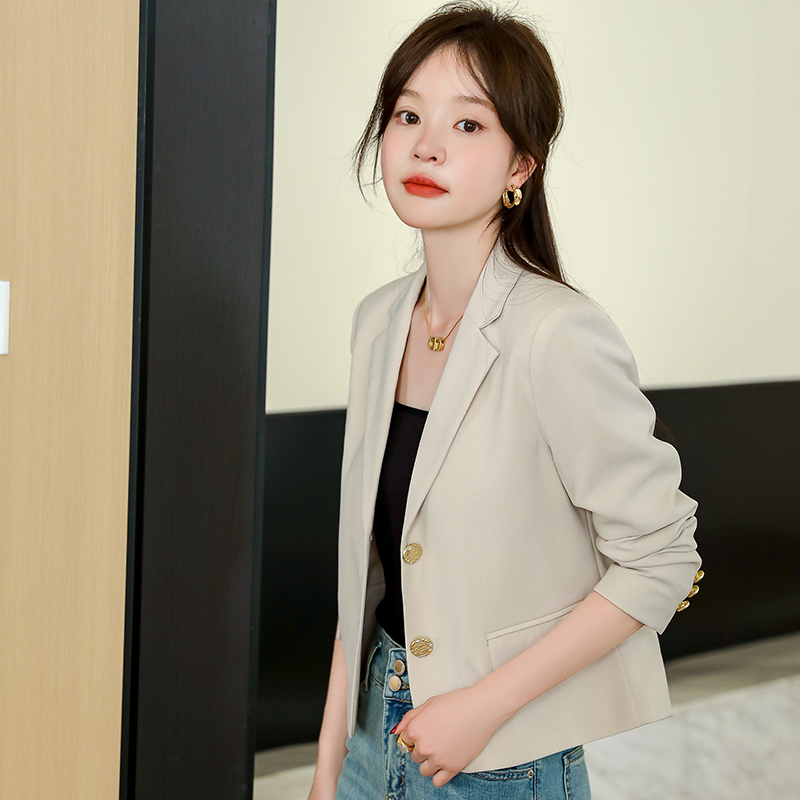 小个子短款米白色西装外套女2025春秋新款高级感气质休闲西服上衣