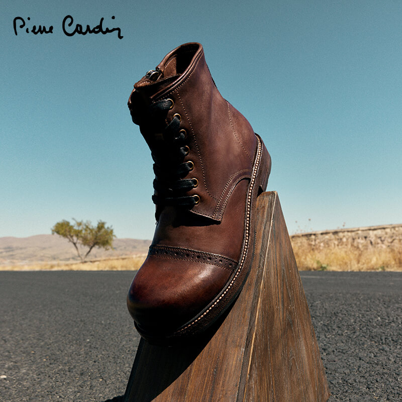 皮尔卡丹pierre cardin 摇滚系列男靴水洗牛皮三接头皮靴P34A1901