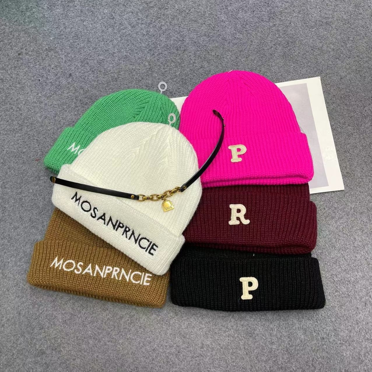 AU新品时尚百搭小石头帽