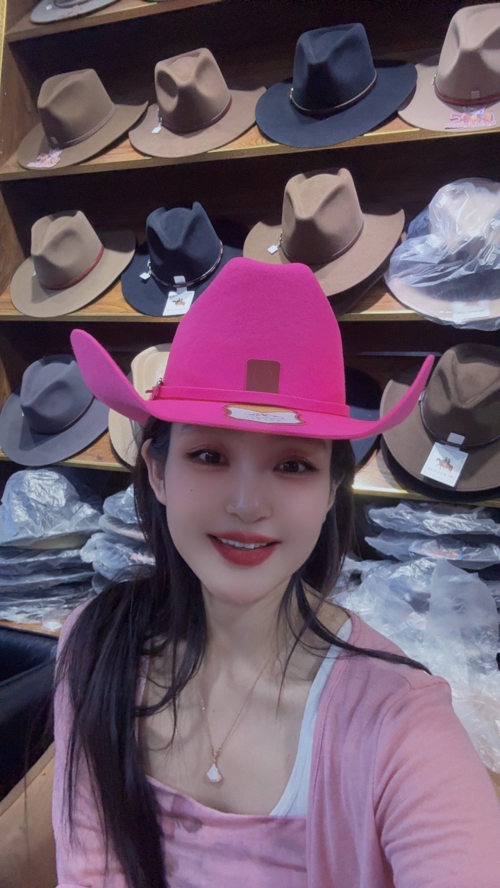 岗坚巴帽业新版女款爆款