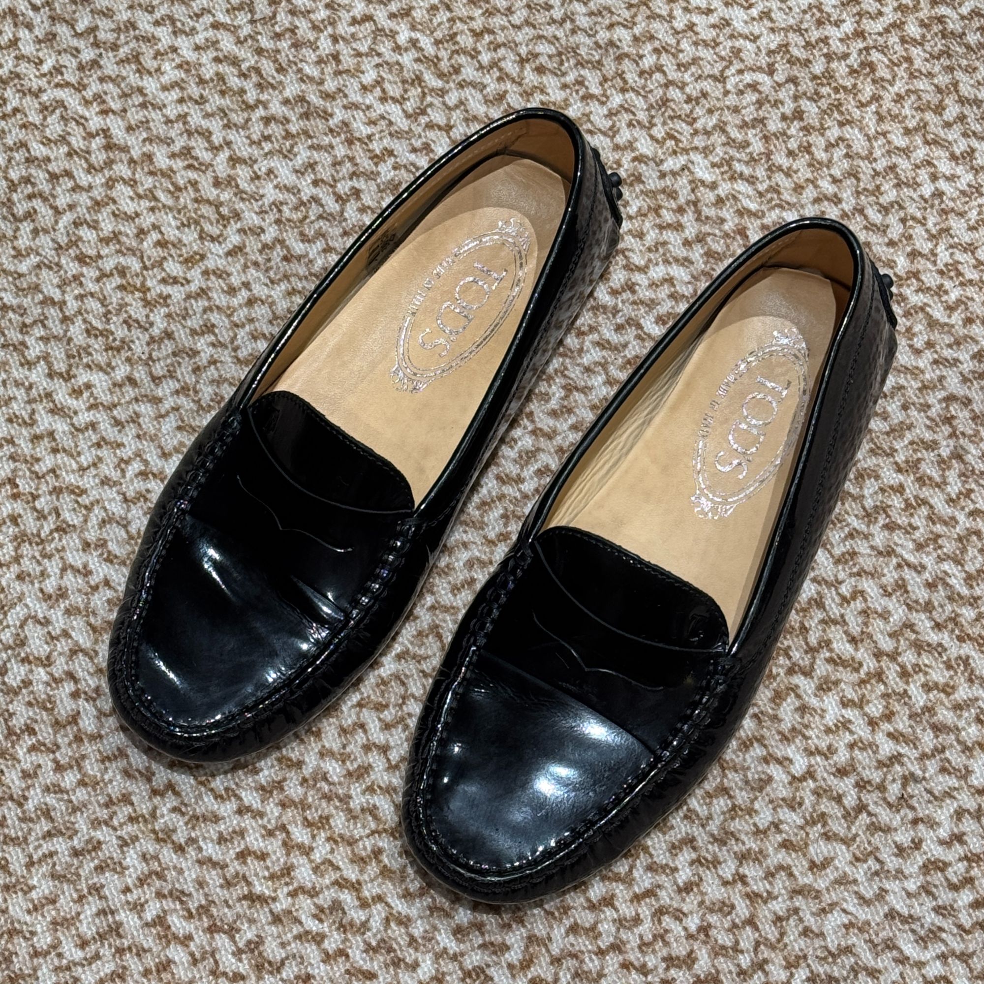 TOD’S/托德斯漆皮 豆豆鞋 35.5/2462
